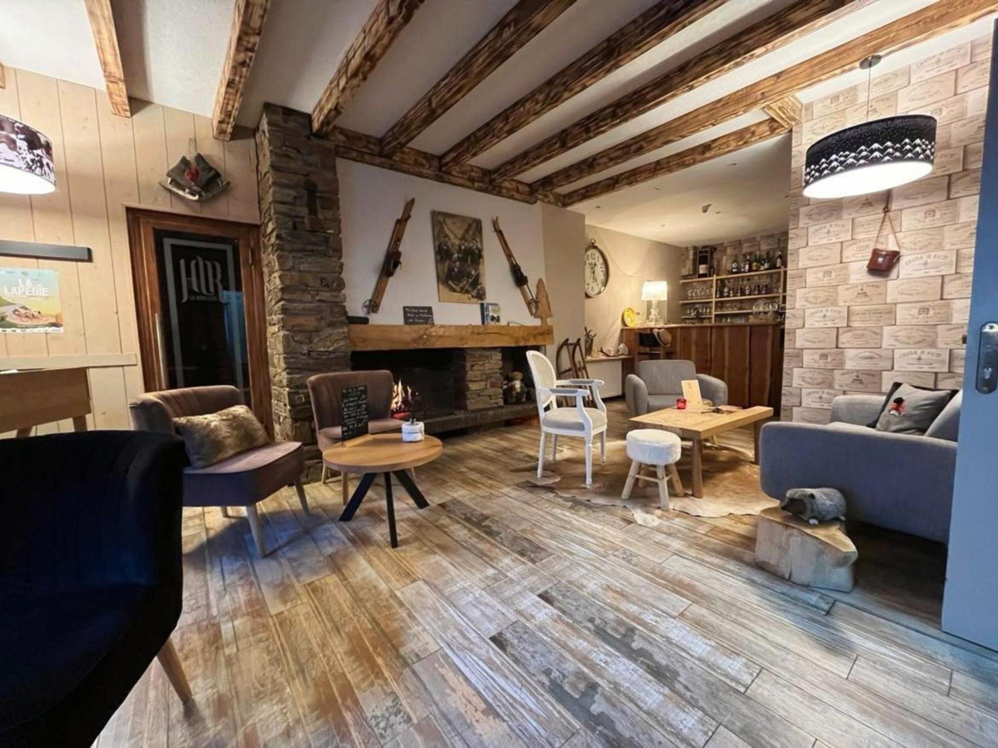 Hotel La Rencluse Saint-Mamet Экстерьер фото
