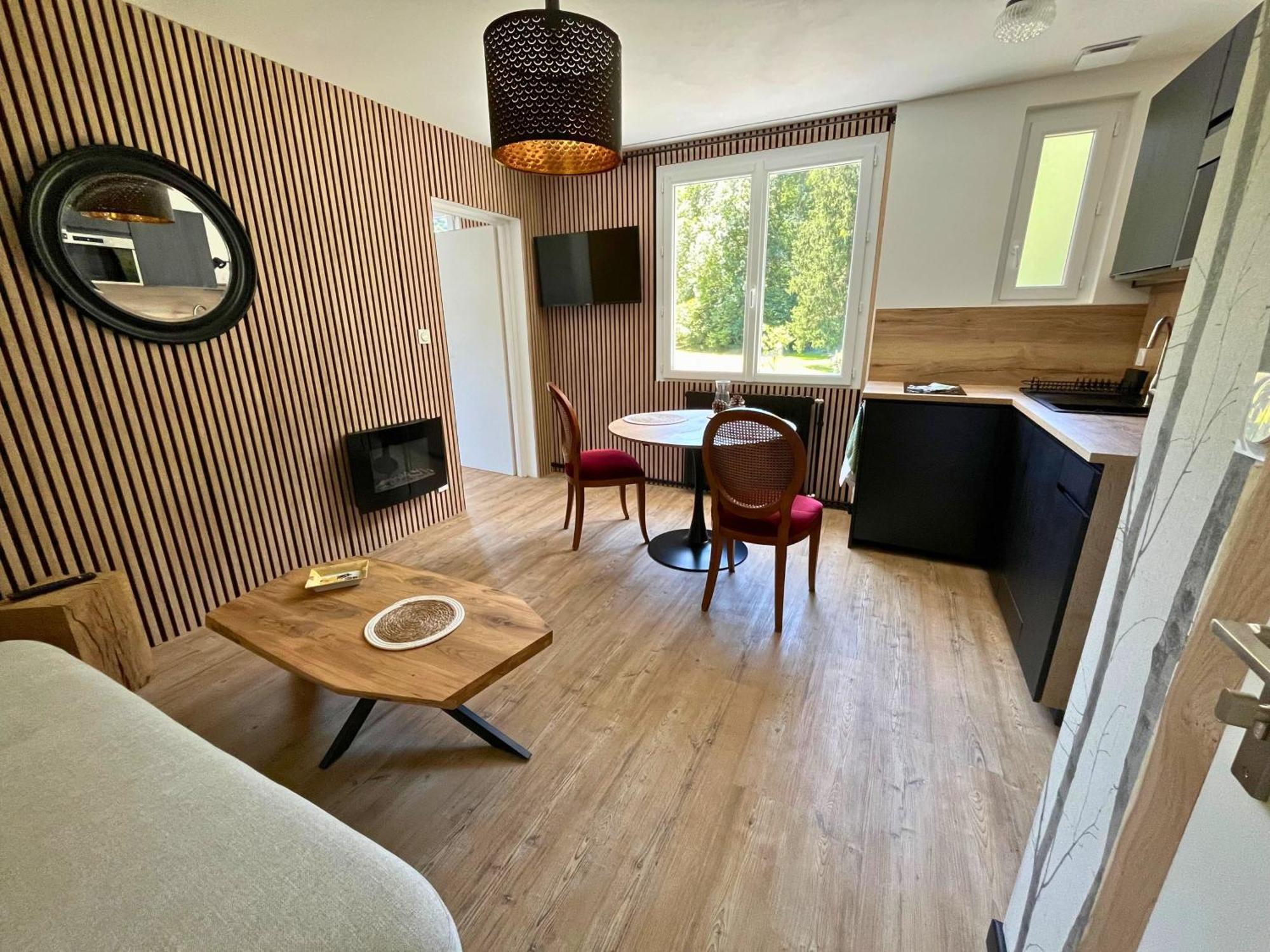Hotel La Rencluse Saint-Mamet Экстерьер фото
