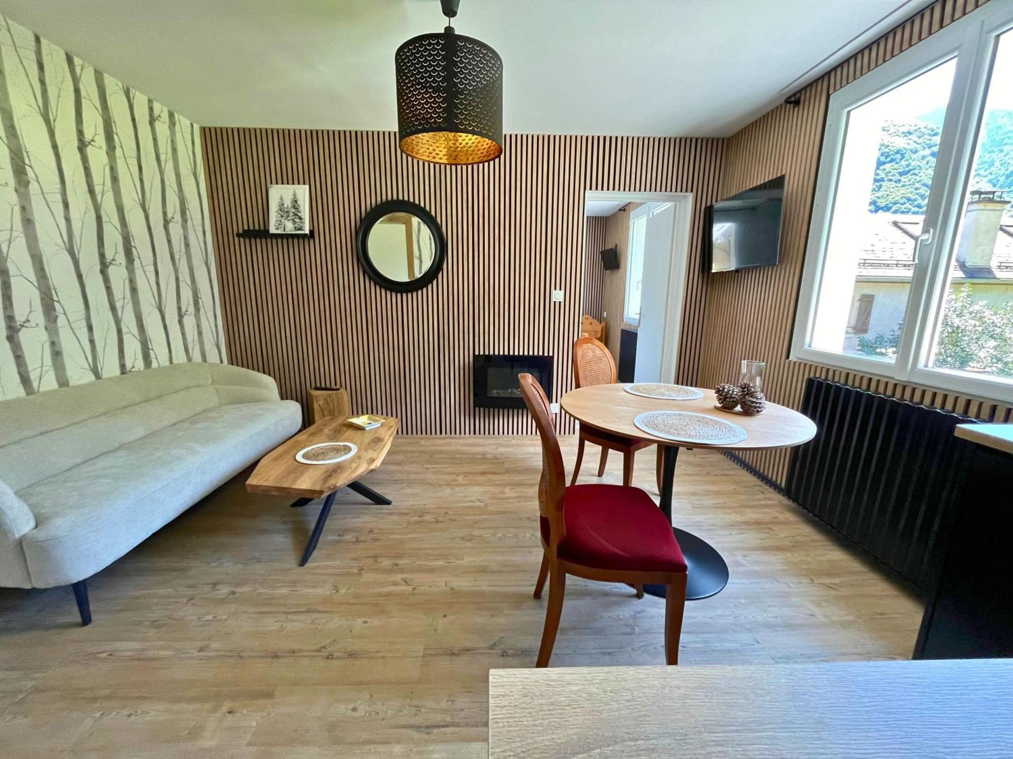 Hotel La Rencluse Saint-Mamet Экстерьер фото