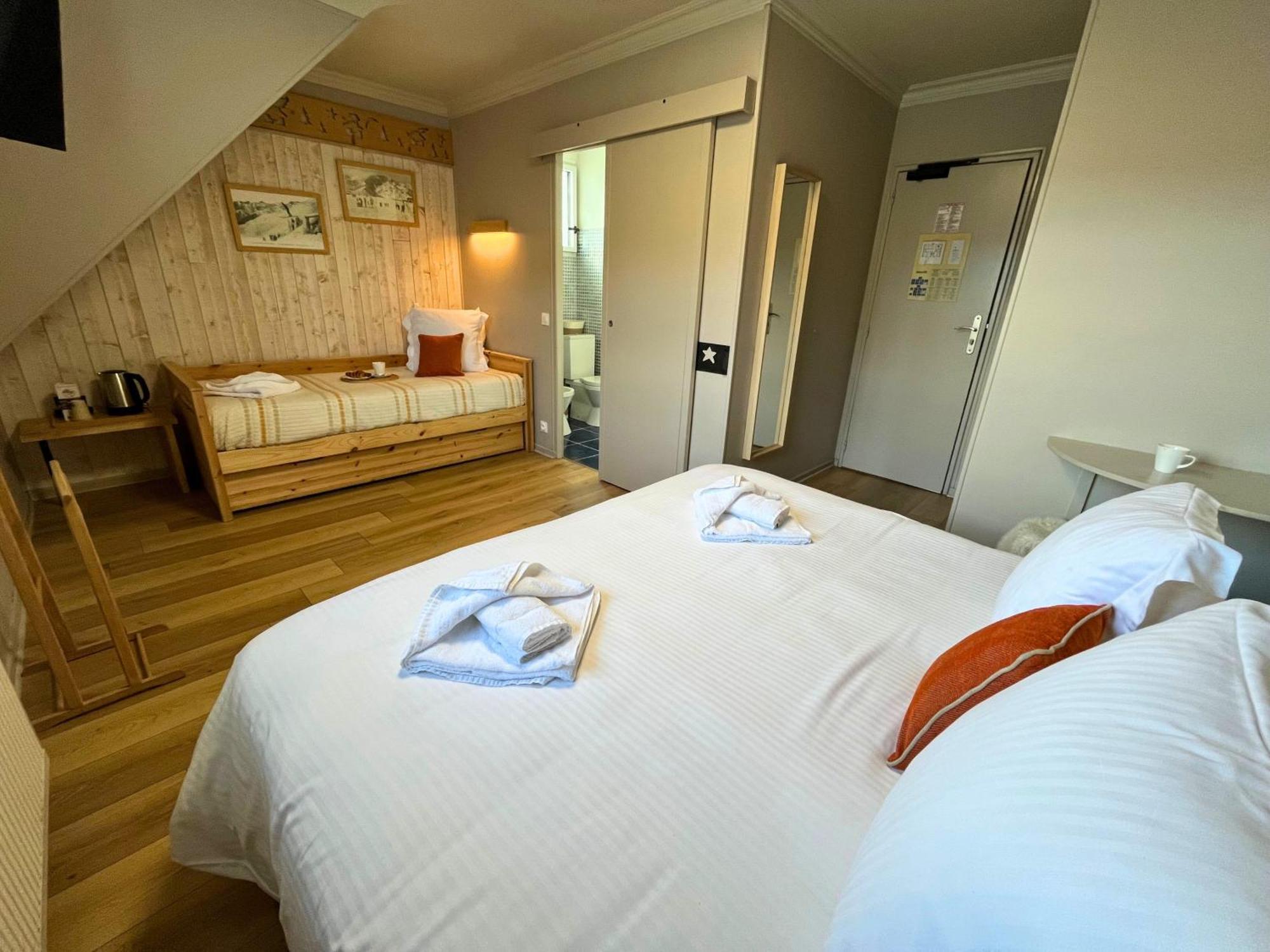 Hotel La Rencluse Saint-Mamet Экстерьер фото