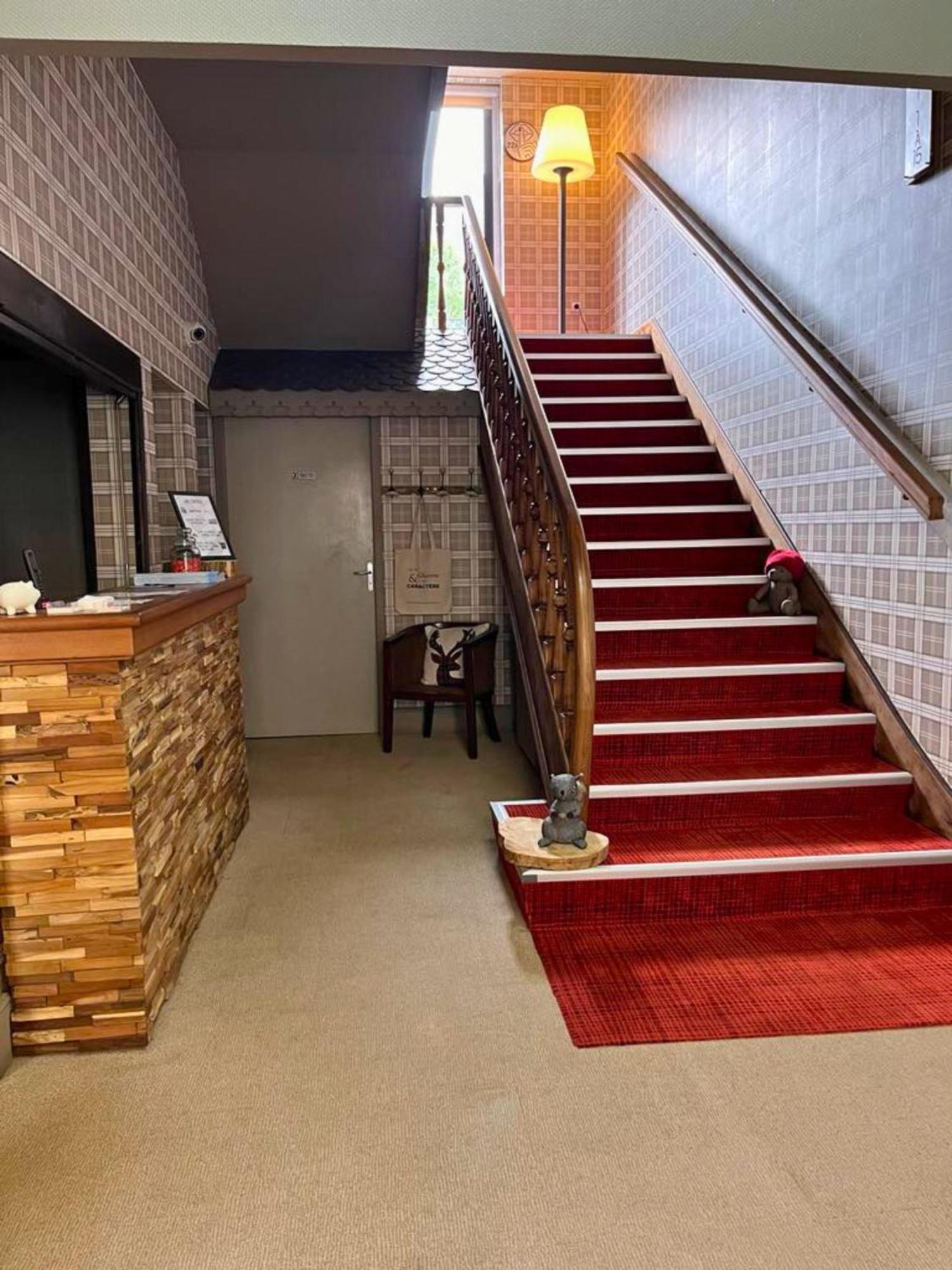 Hotel La Rencluse Saint-Mamet Экстерьер фото