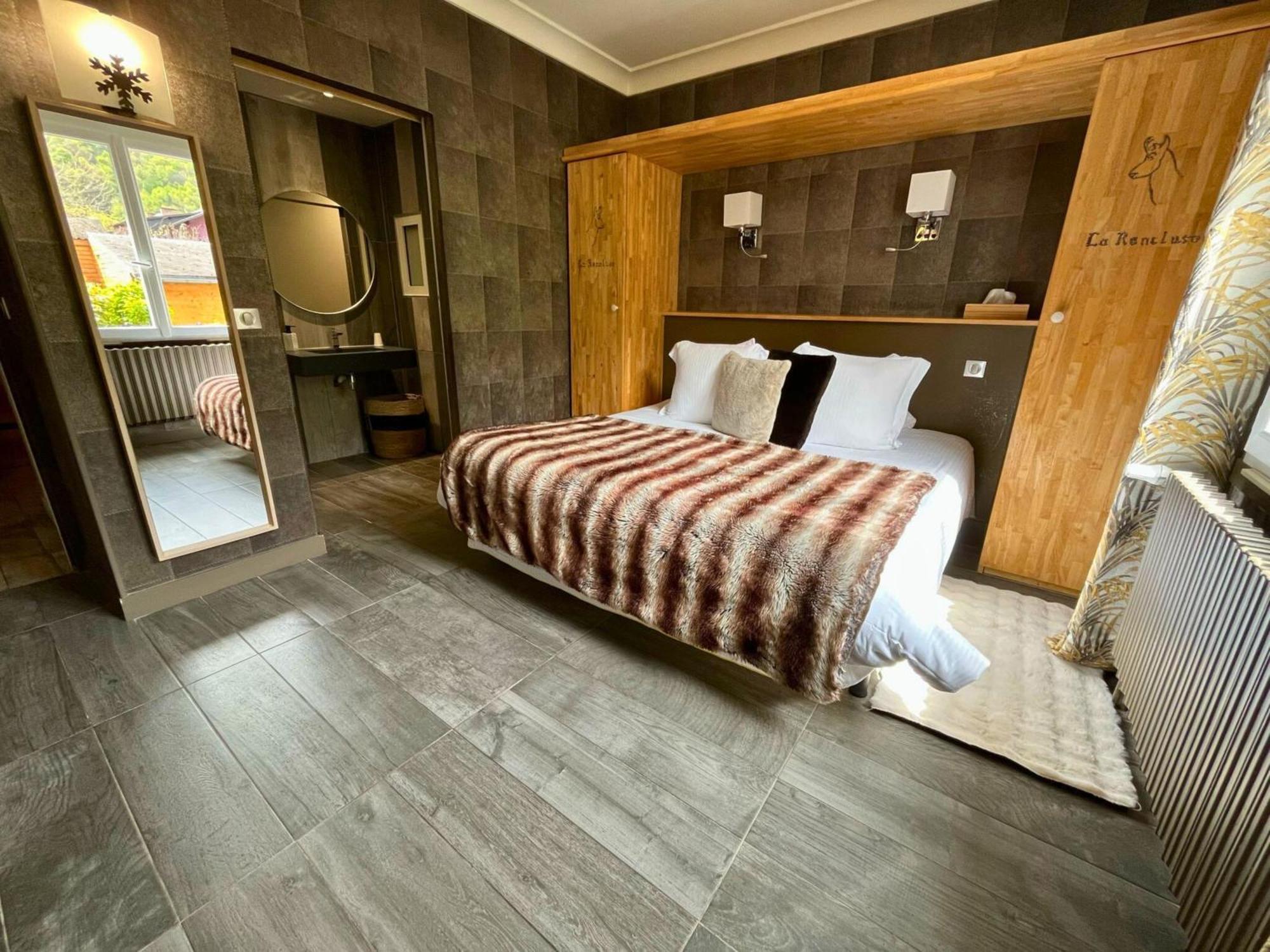 Hotel La Rencluse Saint-Mamet Экстерьер фото