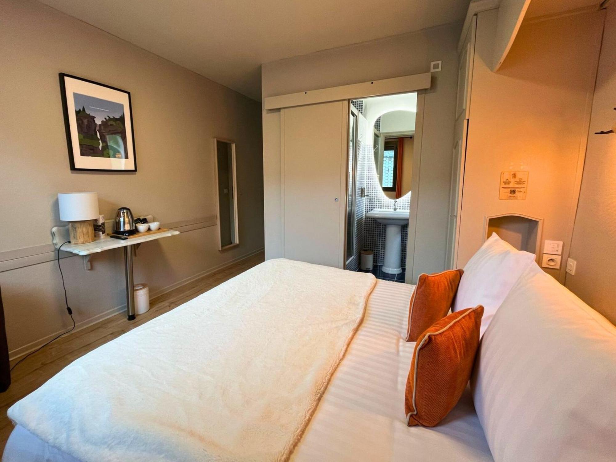 Hotel La Rencluse Saint-Mamet Экстерьер фото